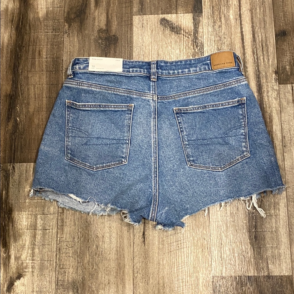American Eagle Distressed Blue Jean Shorts. Size 10 - Picture 3 of 4